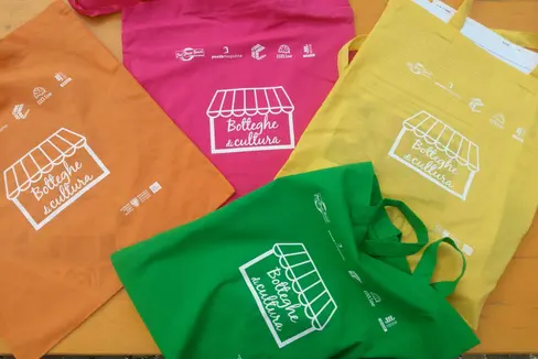 Il progetto Botteghe di Cultura consente ad associazioni ed enti l’utilizzo di negozi in comodato gratuito per due anni in cambio di un’attività sociale e culturale gratuita a favore dei residenti e commercianti del quartiere Don Bosco (Foto: ASP)