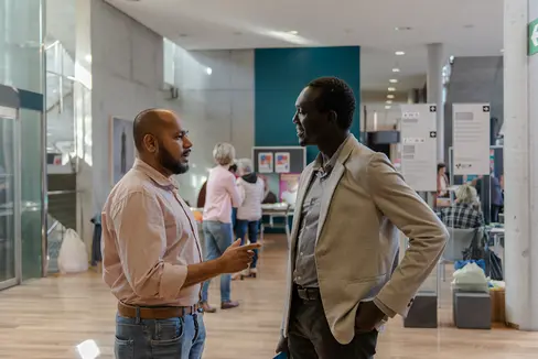 Für die Mitarbeit im Landesintegrationsbeirat können sich Interessierte bis zum 11. März 2024 bei der Koordinierungsstelle für Integration melden. (Foto: LPA/Claudia Corrent)