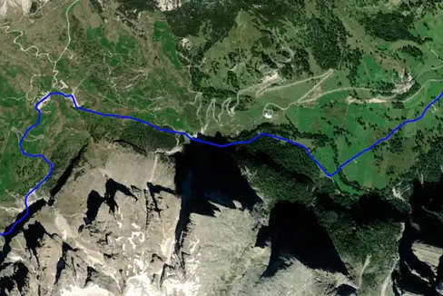 L cunliamënt nuef dut cun linia sot a tiera danter Laion y Corvara unirà finà dl 2025 (Foto Terna)