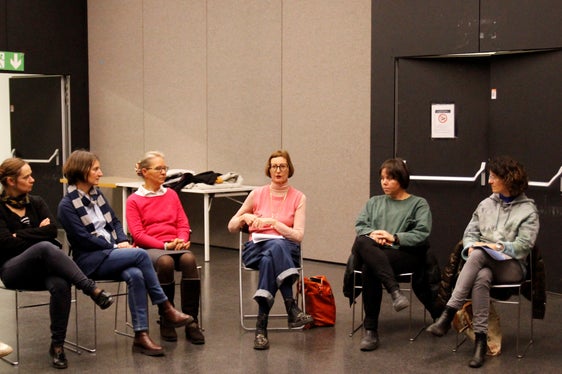 La direttrice del liceo Maria Hueber, Heidi Hintner, ha illustrato la prima iniziativa Kultur.Forscher! in Alto Adige (Foto: ASP/Verena Hilber)