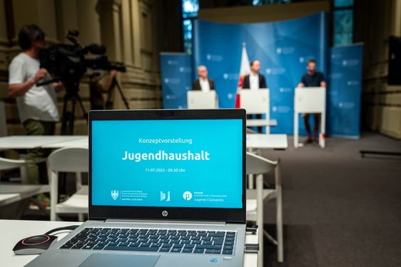 Gemeinden, die sich an der neuen Initiative Jugendhaushalt beteiligen möchten, können sich bis zum 20. August darum bewerben, eine der 3 bis 4 Pilotgemeinden zu werden. (Foto: LPA/Fabio Brucculeri)
