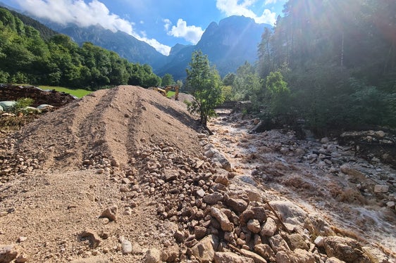 I danni causati dal rio Sciliar a Umes (Foto: ASP/Ufficio sistemazione bacini montani Sud)