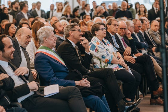 Oggi (19 settembre), al NOI Techpark di Bolzano, è stata inaugurata la nuova Facoltà di Ingegneria della Libera Università di Bolzano, alla presenza di oltre 200 ospiti. (Foto: NOI Techpark/Daniele Fiorentino)