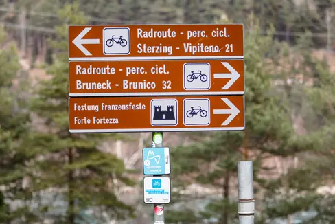 Die Geldmittel, die den Bezirksgemeinschaften und der Stadt Bozen für den Betrieb und die ordentliche Instandhaltung der übergemeindlichen Radwege zur Verfügung stehen, steigen (Foto: USP/Oskar Verant)