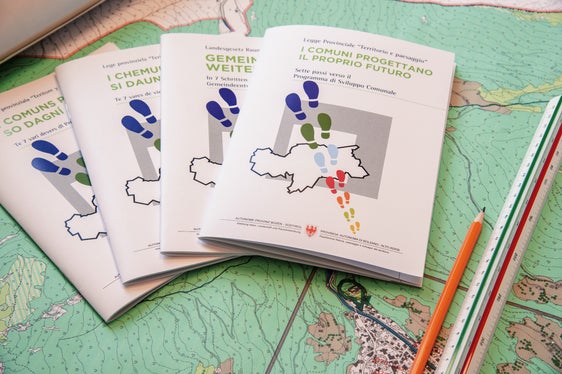 Il programma di sviluppo comunitario (PSC), ed è questa la novità principale, non solo è elaborato da esperti, ma anche da gruppi di lavoro che prevedono la partecipazione attiva della popolazione (Foto: ASP/Peter Daldos)