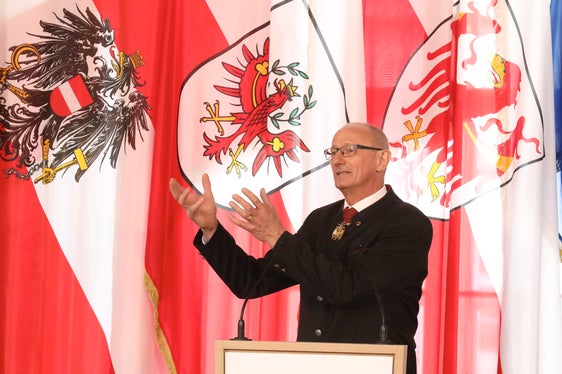 Ognuno dei risultati ottenuti da queste persone è sinonimo di impegno costante e di innovazione straordinaria, ha detto il presidente del Tirolo, Anton Mattle (Foto; Land Tirol/Frischauf Bild)