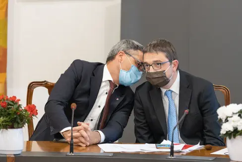 Berichteten über die neue Möglichkeit für die Vergabe der Konzession der Brennerautobahn (A22): (v.l.) LH Kompatscher und LH Fugatti. (Foto: Land Trentino/Daniele Paternoster)