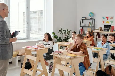 Il 14 e 15 giugno gli insegnanti potranno scegliere online i posti nelle scuole primarie e secondarie di primo e secondo grado delle località ladine in previsione dell'anno scolastico 2023/2024. (Foto: Pexels)