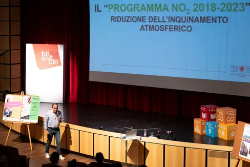 La realizzazione del Piano clima 2040 è un obiettivo per tutti. L'assessore provinciale Giuliano Vettorato ha dato mandato ai suoi uffici di compiere ogni sforzo possibile in questa direzione. (Foto: ASP/Manuela Tessaro)