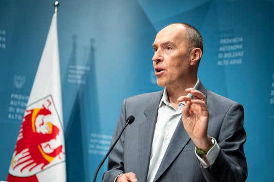 Die Stickstoffdioxid-Konzentrationen 2024 entsprechen in etwa den Werten des Vorjahres, an einigen Messstationen liegen sie leicht über, an einigen leicht unter dem Vorjahreswert, erklärte Luca Verdi, Direktor des Labors für Luftanalysen und Strahlenschutz. (Foto: LPA/Fabio Brucculeri)