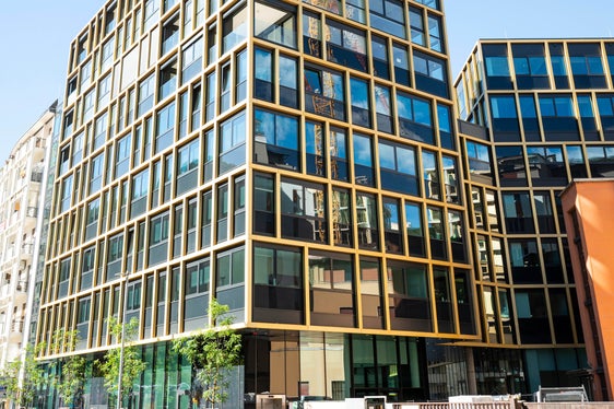 Con la cerimonia di lunedì 6 ottobre, la Provincia ha preso ufficialmente in consegna il nuovo edificio GA20, realizzato all’interno del complesso Waltherpark. Il nuovo stabile accoglierà 171 dipendenti su una superficie complessiva a circa 7.500 m². (Foto: USP/Fabio Brucculeri)