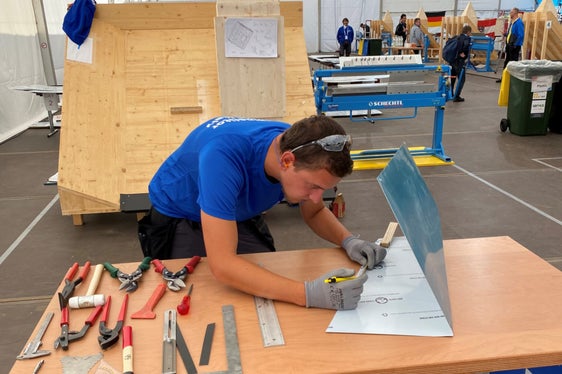 Il talento artigianale è richiesto ai campionati professionali tanto quanto la precisione o la velocità, nella foto una situazione di gara del 2021 (Foto: APA/WorldSkills Italy)