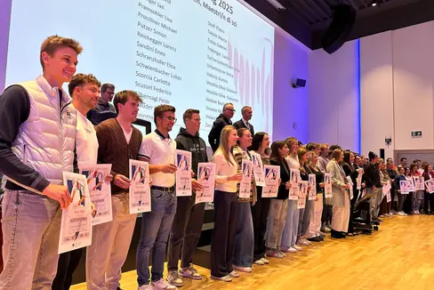 Sci alpino, sullo sfondo l'assessore provinciale, accanto al direttore tecnico sci alpino Maritn Corradini.