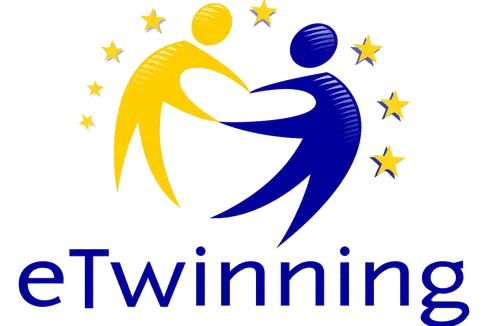 Il logo di eTwinning. Il progetto fa parte del Programma Erasmus+ e comprende la più grande community europea di scuole.