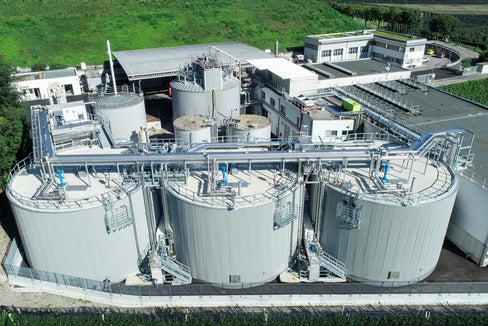 Biomethan fürs Erdgasnetz statt Wärmeenergie durch Verstromung: Das Biogas der Bioabfallvergärungsanlage bei Lana soll künftig ökologisch effizienter genutzt werden. (Foto: Eco Center)