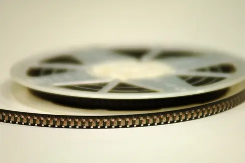 L'Ufficio film e media il 27 ottobre invita i possessori di pellicole a passo ridotto (normalmente 8 o super 8) per proiettare e visionare assieme le proprie pellicole che costituiscono una documentazione storica preziosa e interessante. (Foto: ASP/Ufficio film e media)