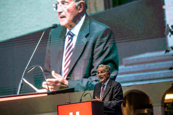 Le premier talian y presidënt dla Comisciun europeica da denant: L'autonomia é n'esperiënza lungia, complicada mo ejemplara. (Foto: USP/Ivo Corrá)