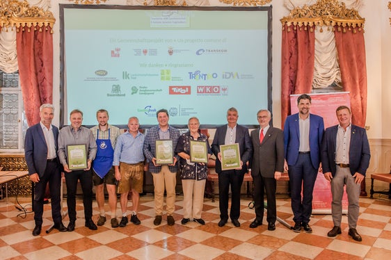 Gruppenbild der heutigen Preisträger (Foto: LPA/Claudia Corrent)