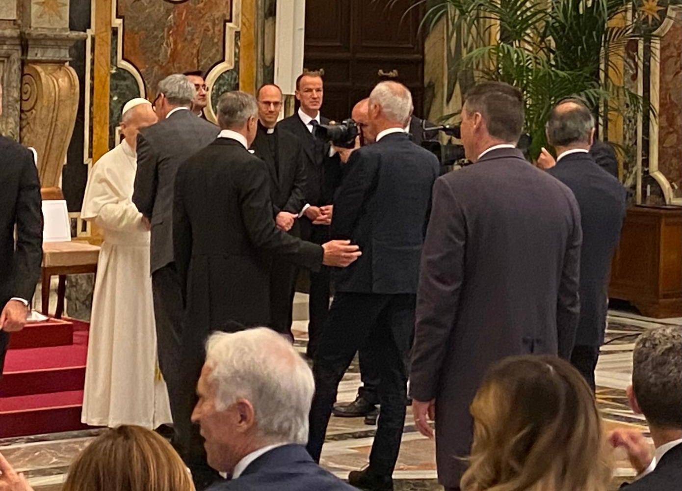 Il presidente della Provincia al cospetto di Papa Leone XIV: “Per me è stata l’occasione per ringraziare il Santo Padre per le sue parole così chiare in riferimento alla guerra”, ha commentato Kompatscher. (Foto: USP)