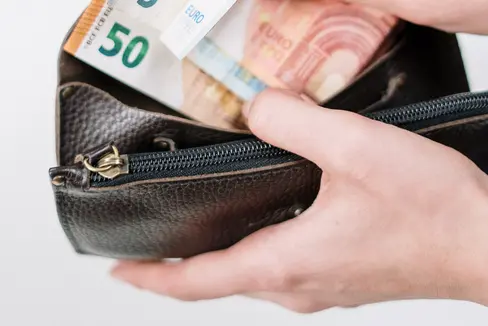 Le novità riguardo al contributo per affitto e spese accessorie e l’incremento del reddito minimo entreranno in vigore a partire da gennaio 2023 (Foto: Pexels)