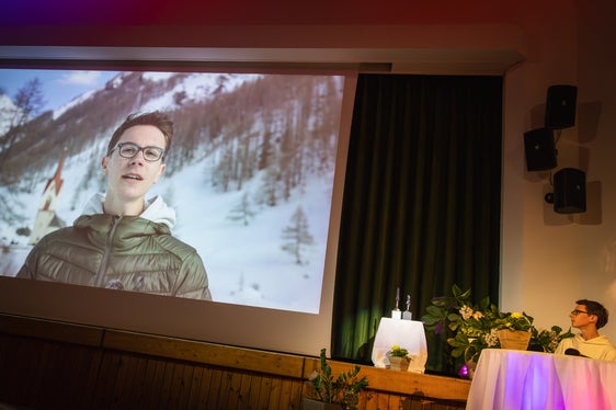 Jugend und Glaube stehen im Mittelpunkt des Filmbeitrags, mit dem Maximilian Schileo den Schülerpreis CLAUS erhalten hat. (Foto: LPA/Florian Stauder)