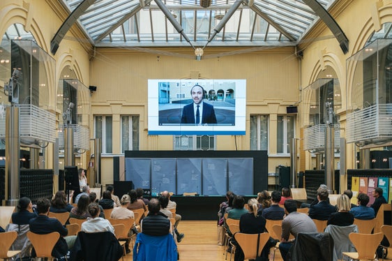 Eine Investition in diesen Bereich ist eine wahre Investition in die Zukunft, unterstrich Landesrat Philipp Achammer in seiner Videobotschaft. (Foto: LPA/Philip Unterholzner)