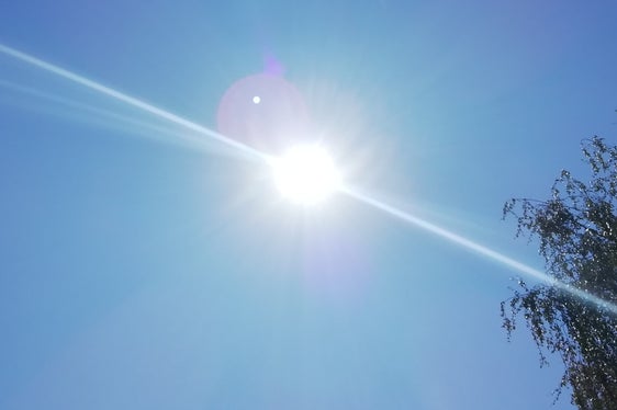 Das Landeslabor für Luftanalysen und Strahlenschutz verweist darauf, dass bei dieser Wetterlage auch auf die erhöhte ultraviolette Strahlung, vor allem um die Mittagszeit zu achten ist. (Foto: LPA/Umweltagentur/Nadia Franzoi)