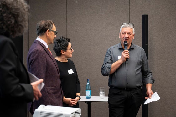 Franz Schöpf, Angelika Fleckinger und Robert Gruber bei der Eröffnung des Südtiroler Museumstags unter dem Motto Junge Menschen und Museen. (Foto: LPA/Fabio Brucculeri)