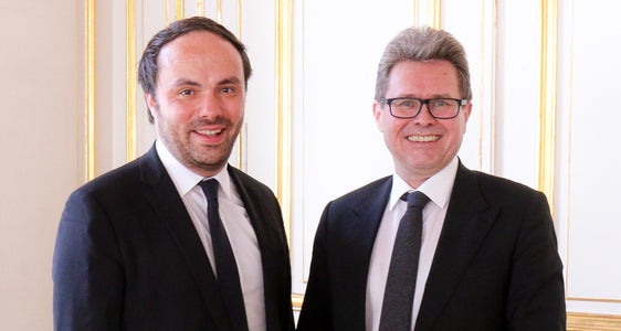 L'assessore provinciale Achammer (a sinistra) con il ministro austriaco dell'Istruzione, della Scienza e della Ricerca Polaschek (Foto: ASP/Peter Natter)