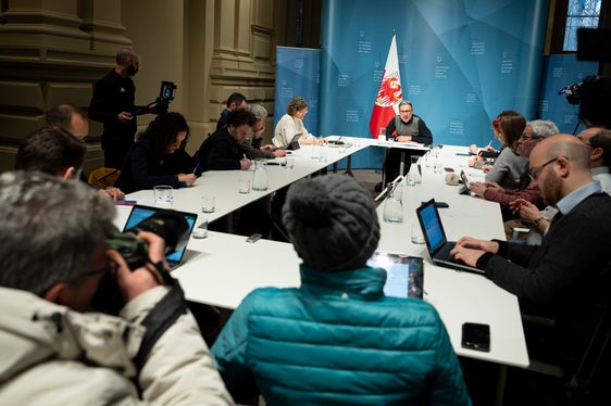 Sostenibilità, giustizia sociale e Autonomia al centro dell’incontro con i media del presidente della Provincia, Arno Kompatscher (Foto: USP/Fabio Brucculeri)