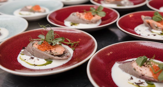 L’Euregio cujina: na udleda ai cëifs preferii raiunei y sajunei, che vën mustrei te dodesc episodes de Euregio pra mëisa (Foto: USP/Bernhard Aichner)