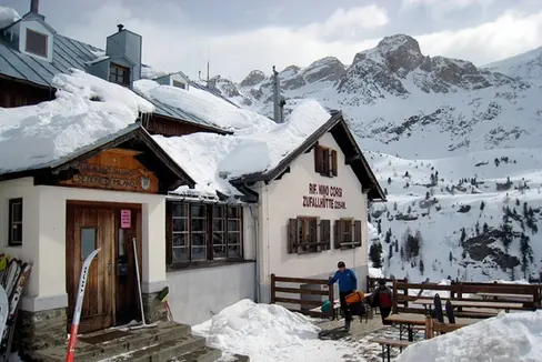 Die landeseigene Zufallhütte in Hintermartell (Foto: LPA)