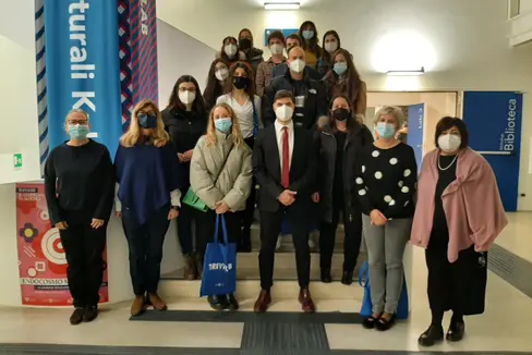 Alcuni dei 27 neo-laureati premiati per le loro tesi di laurea su argomenti di interesse locale. (Foto ASP)