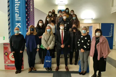 Alcuni dei 27 neo-laureati premiati per le loro tesi di laurea su argomenti di interesse locale. (Foto ASP)