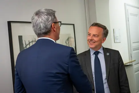 Landeshauptmann Arno Kompatscher empfing den französischen Botschafter in Italien, Martin Briens, im Palais Widmann. (Foto: LPA/Fabio Brucculeri)