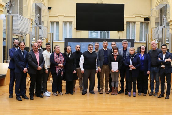 Mehr Lohn für die Sasa-Mitarbeitenden - Darauf einigten sich die Vertretungen von Gewerkschaften und Sasa unterstützt vom Landesrat Daniel Alfreider in Bozen. (Foto: LPA/Ingo Dejaco)