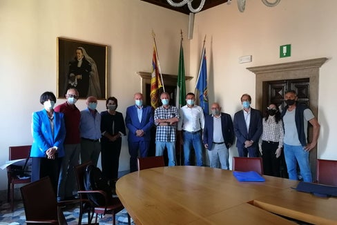 Alla seduta del CdA della Fondazione Dolomiti UNESCO a Belluno hanno preso parte i rappresentanti dei Club Alpini della Regione Dolomitica e i membri del Cda della Fondazione Dolomiti UNESCO. (Foto: ASP)