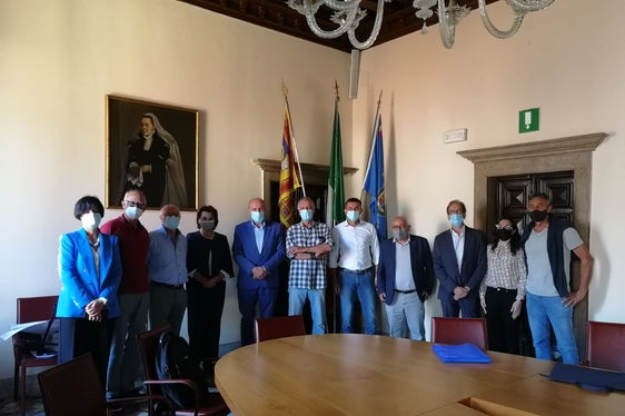 Alla seduta del CdA della Fondazione Dolomiti UNESCO a Belluno hanno preso parte i rappresentanti dei Club Alpini della Regione Dolomitica e i membri del Cda della Fondazione Dolomiti UNESCO. (Foto: ASP)