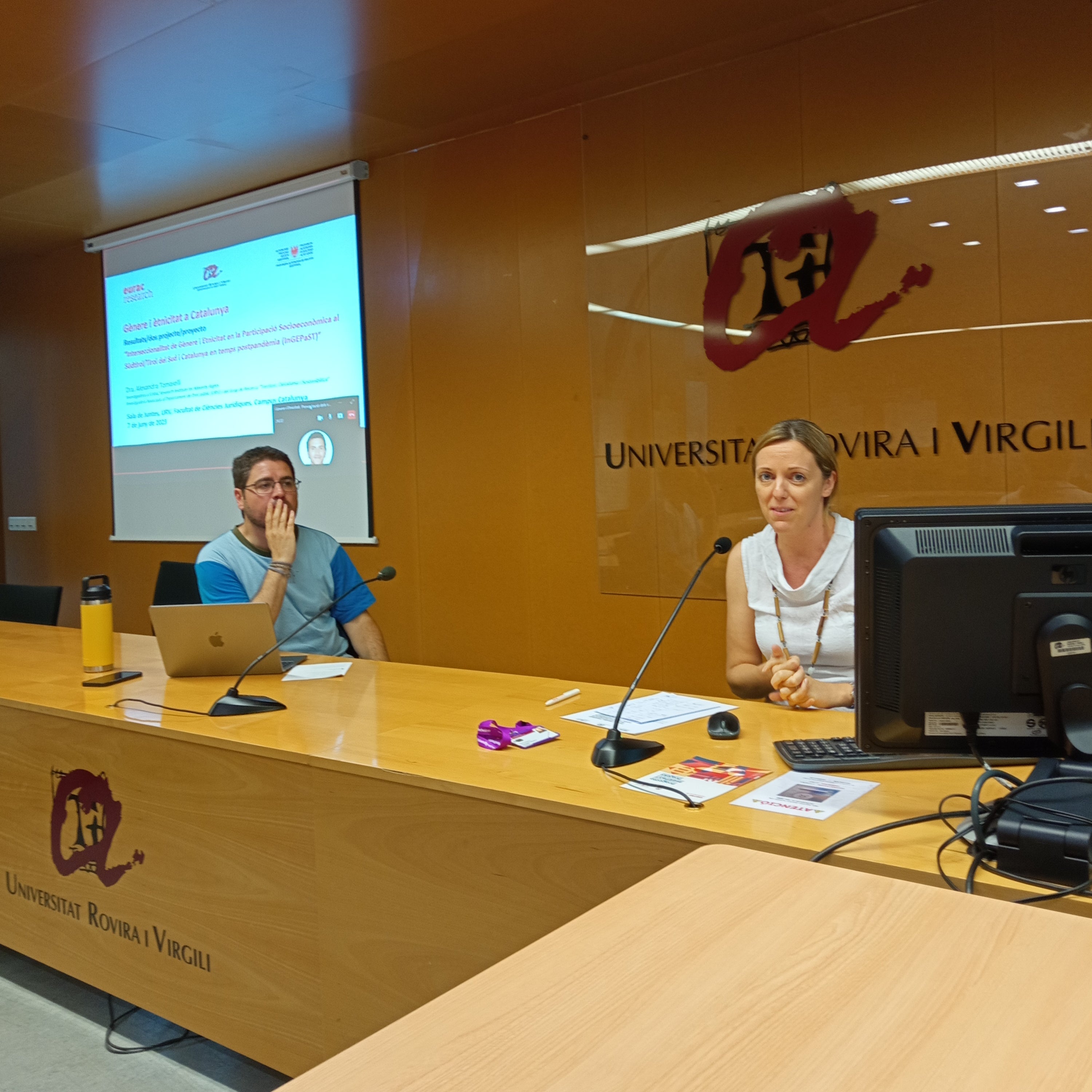 Im Rahmen der Mobilität für Forscherinnen und Forscher hat Eurac-Forscherin Alexandra Tomaselli eineinhalb Jahre an der spanischen Universitat Rovira i Virgili geforscht und gemeinsam mit ihrer Familie in Spanien gelebt. Anträge auf Forschermobilität können noch bis 12. Juni eingereicht werden. (Foto: Alexandra Tomaselli)