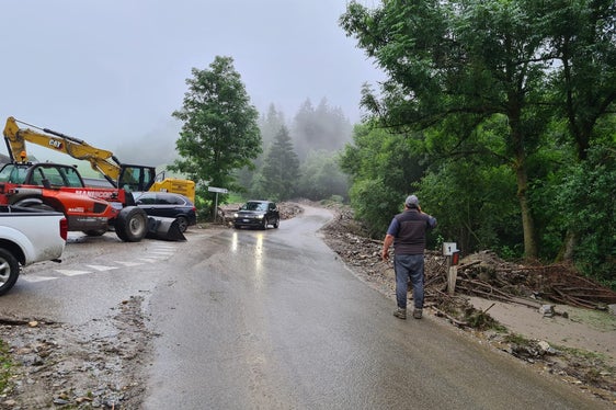 Im Raum Sterzing gingen 110 Liter Niederschlag pro Quadratmeter nieder, ein Seitenzubringer des Trenserbachs und der Tulferbach traten in Folge über die Ufer, das Bild ist vom 12. Juli. (Foto: LPA/Landesamt für Wildbach- und Lawinverbauung Nord)