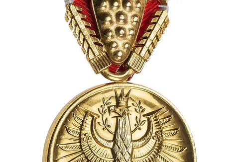 Il 15 agosto ad Innsbruck, i presidenti Günther Platter e Arno Kompatscher consegneranno le medaglie al merito tirolesi. (Foto: Land Tirol/Die Fotografen)