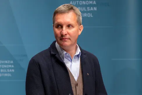 Con l'approvazione della cosiddetta Legge Montagna al Senato l'11 settembre, è stato compiuto un passo importante verso la sicurezza nei boschi, sottolinea l'assessore provinciale alle Foreste Luis Walcher. (Foto: USP/Fabio Brucculeri)