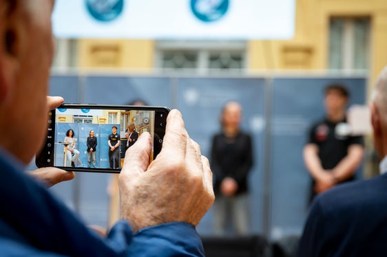 Mehr als 400 Athletinnen und Athleten sind im Sportjahrbuch vertreten und spiegeln die Vielfalt der Südtiroler Sportlandschaft wider. (Foto: LPA/Fabio Brucculeri)