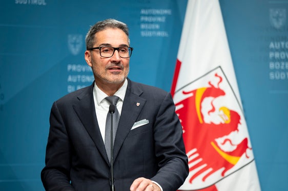 Der Bedarf, den Schießstand zu sanieren, sowohl für sportliche Aktivitäten als auch für Schießübungen der Ordnungskräfte, veranlasste das Land laut Landeshauptmann Arno Kompatscher dazu, die Wiederaufnahme der Fläche in das dritte Abkommen zu beantragen. (Foto: LPA/Fabio Brucculeri)