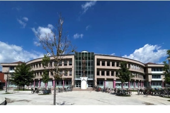 Die Landesregierung genehmigte die Änderung des planungsbezogenen Programms und setzte damit Schritte für die außerordentliche Instandhaltung der Fassade das Sprach- und Wissenschaftsgymnasium in deutscher Sprache Nikolaus Cusanus in Bruneck. (Foto: LPA)(Foto: LPA)