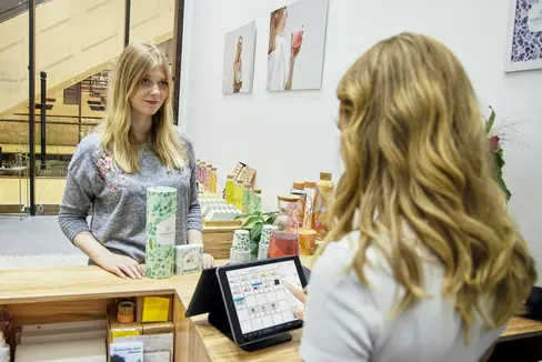 Der Diplomlehrgang Handelsfachwirt und Handelsfachwirtin wird neu aufgelegt. Das Lehrgangskonzept wird am 29. September 2022 um 19.30 Uhr online im Detail vorgestellt. (Foto: Unsplash)