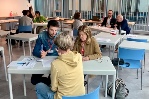 Le candidate e i candidati che si stanno preparando all'esame di bilinguismo hanno avuto l'opportunità di simulare la produzione scritta dell'esame (ASP/Servizio esami di bi- e trilinguismo)