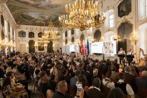 Am 15. August wurden in der Kaiserlichen Hofburg zu Innsbruck die Lebensretter- und Verdienstmedaillen verliehen. (Foto: Land Tirol/Sedlak)