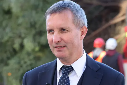 Il 21 novembre la Giunta provinciale, su proposta dell'assessore provinciale Luis Walcher (nella foto), ha modificato il regolamento di attuazione della legge provinciale del giugno 2018 sull'Elenco provinciale degli operatori e delle
operatrici dell’agricoltura sociale. (Foto: USP/Maja Clara)