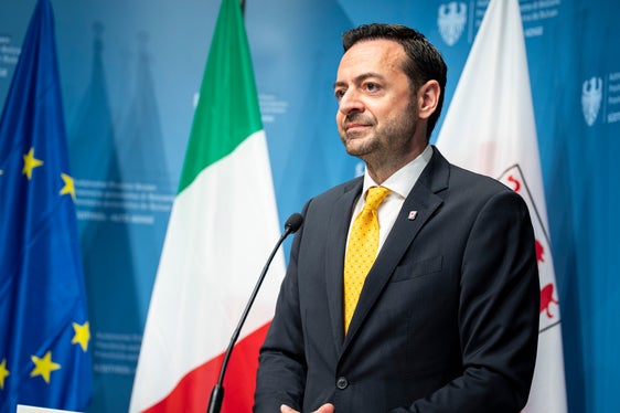 Le nuove Indicazioni rafforzano la qualità dell'offerta formativa e sostengono lo sviluppo di competenze sempre più in linea con le esigenze degli studenti e della società, commenta l'assessore provinciale all'Istruzione italiana, Marco Galateo. (Foto: USP/Fabio Brucculeri)